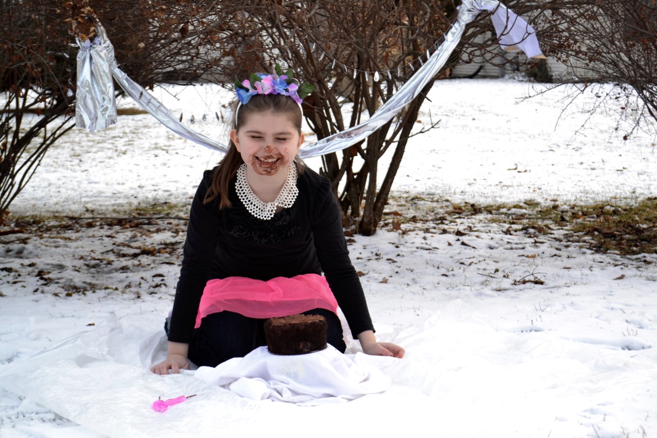 Cake Smash 10 Year Old Style #cakesmash #birthdayfun #birthday girl #birthday