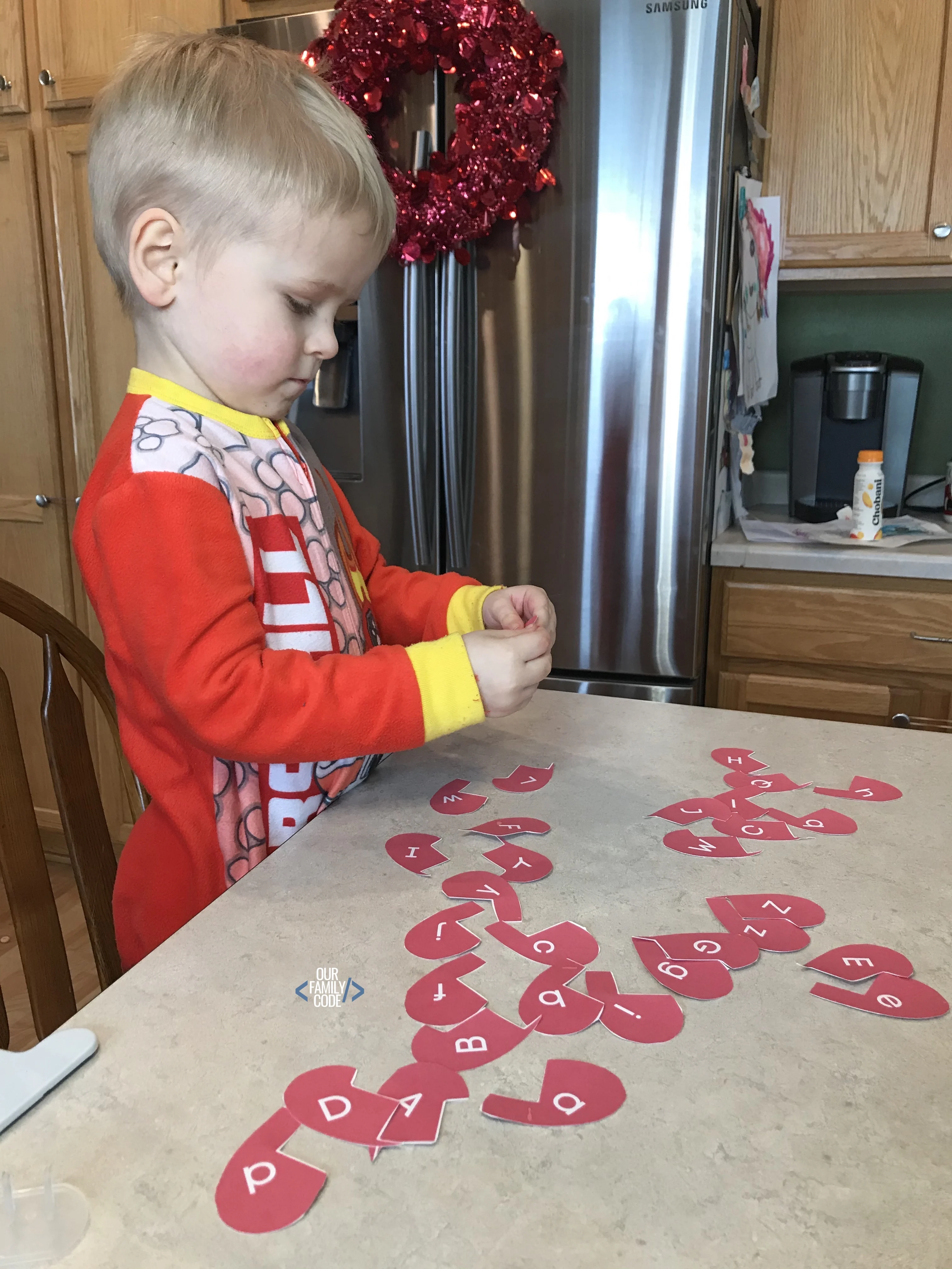 heart-matching-upper-lower-letters-preschool