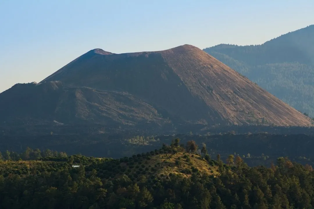 A picture of the Paricutin Volcano.
