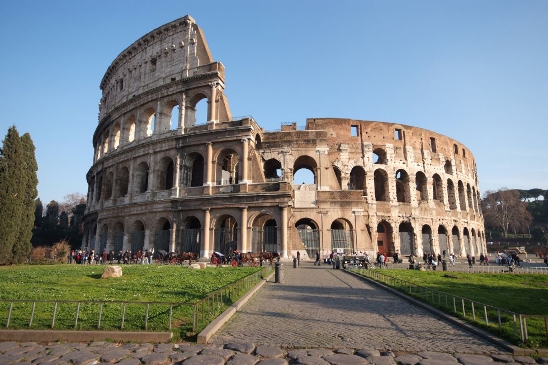 A picture of the Colosseum.